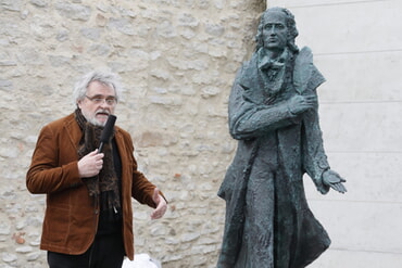 Friedrich Hölderlin, Bronze, 2022, Prof. Thomas Duttenhoefer (am Mikrofon)